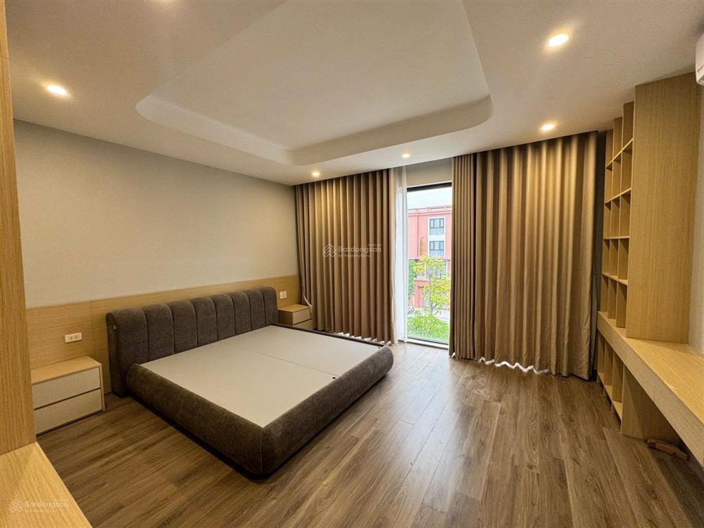 Tla  44 | nhà hoàn thiện full đồ view hồ & sân golf cạnh vincom mega mall giá 12,5 tỷ