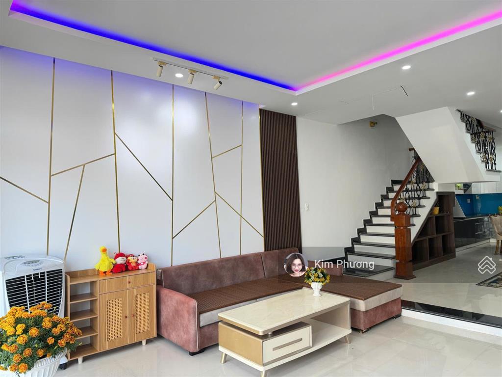 Bán nhà 4 tầng trương quang được 102,5m2 5pn full nt đang cho thuê 40tr/tháng