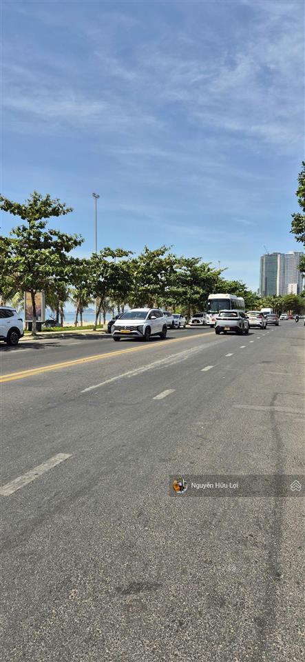 Bán lô góc 2mt đường mân thái 1, giá 7,7 tỷ, cách bãi tắm mân thái 300m, dt 73m2