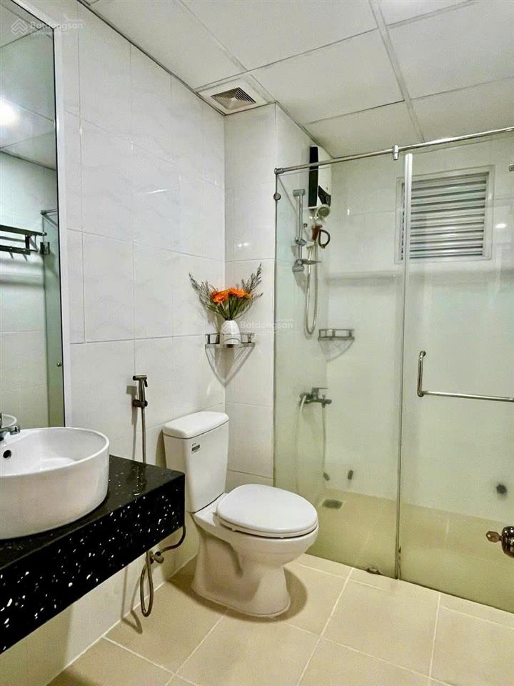 Bán căn hộ trung tâm tp nha trang đường tố hữu ct3  vcn phước hải. (2pn  2 wc) full nội thất