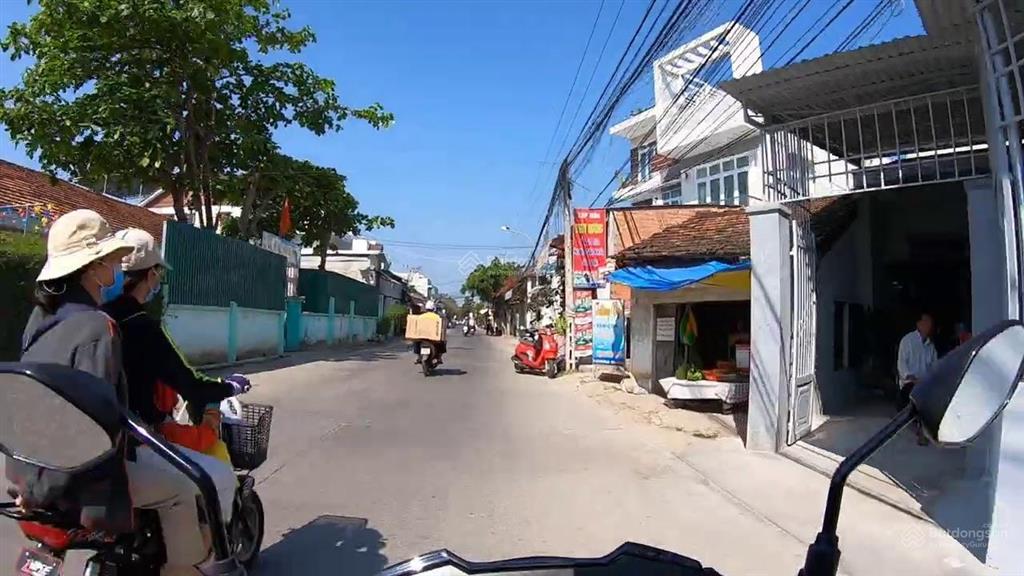 Bán đất ngay đường trần quang khải trung tâm thị trấn diên khánh. (ngang 7m)  sổ đỏ full thổ cư