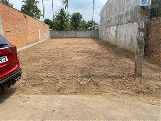 Bán đất ngay đường trần quang khải trung tâm thị trấn diên khánh. (ngang 7m)  sổ đỏ full thổ cư