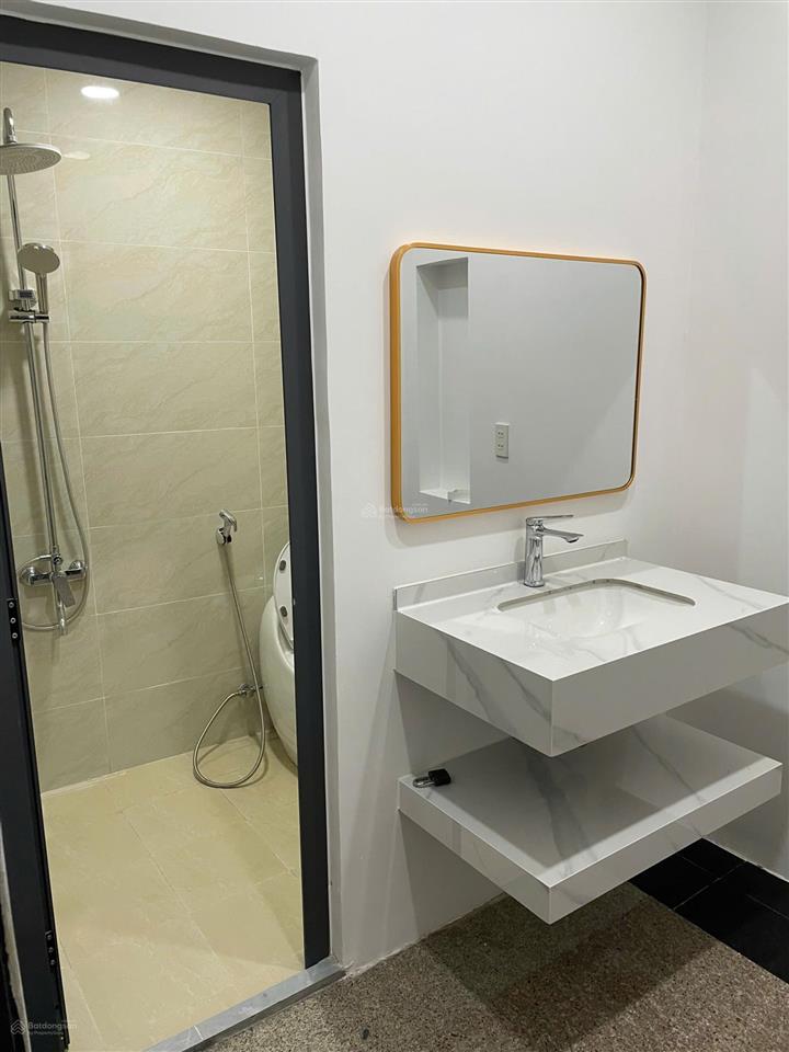 Bán nhà mới đường trần nguyên hãn khu bàn cờ trung tâm nha trang. gần biển, gần chợ xóm mới