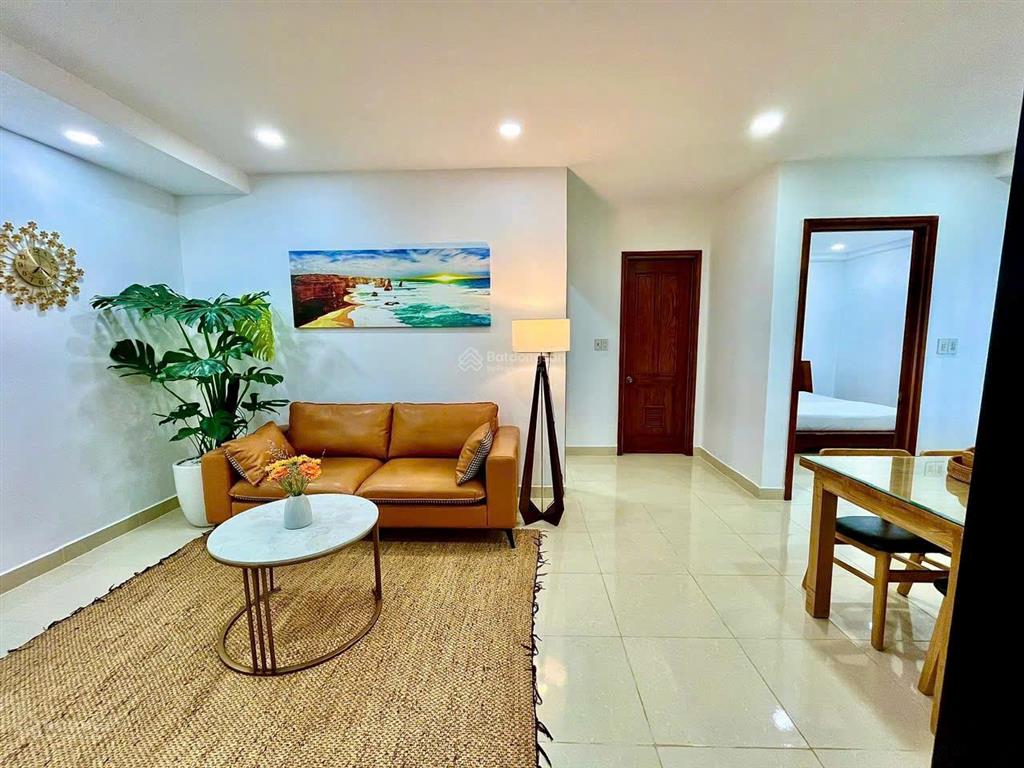 Bán căn hộ trung tâm tp nha trang đường tố hữu ct3  vcn phước hải. (2pn  2 wc) full nội thất