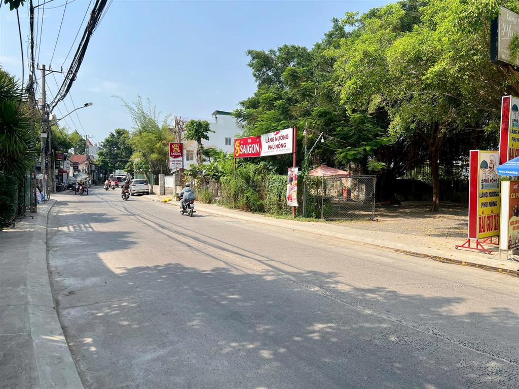 Cho thuê nhà hàng sân vườn mt đường cầu dứa phú nông. dt 2600m². đầy đủ đồ dùng phục vụ 350 khách