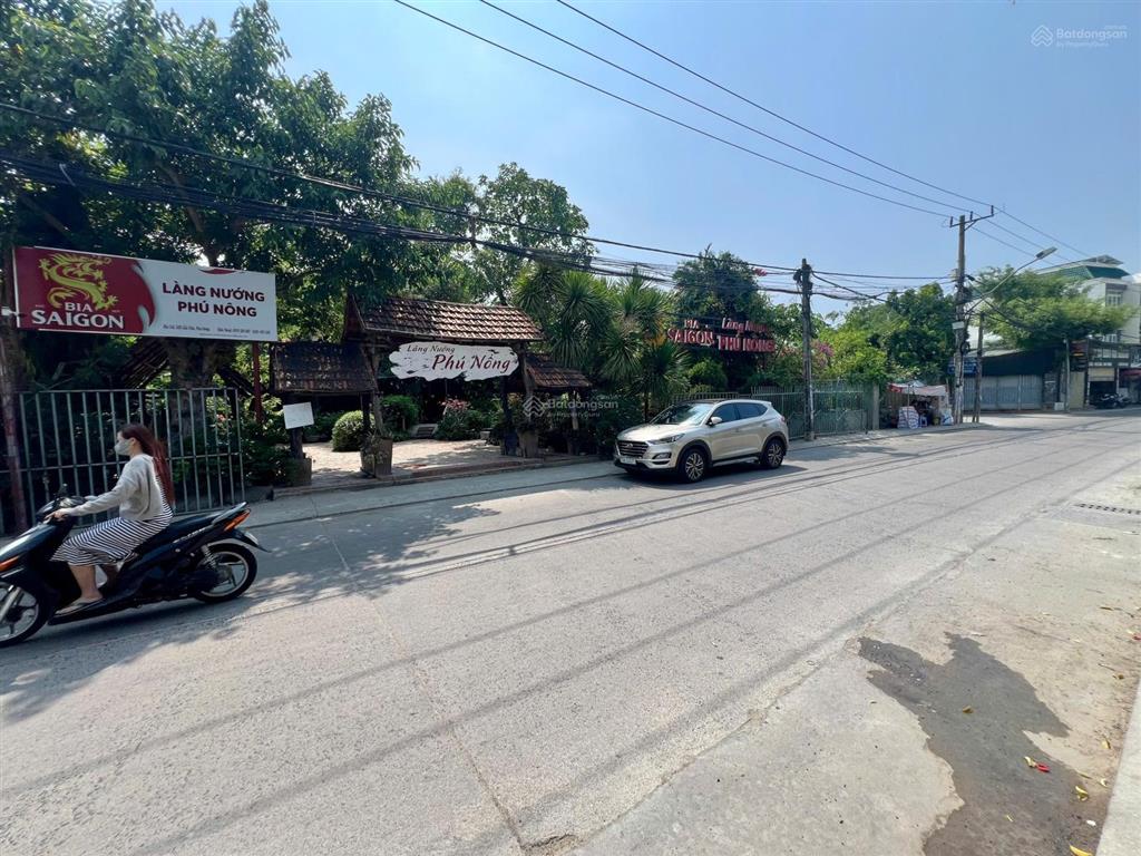 Cho thuê nhà hàng sân vườn mt đường cầu dứa phú nông. dt 2600m². đầy đủ đồ dùng phục vụ 350 khách