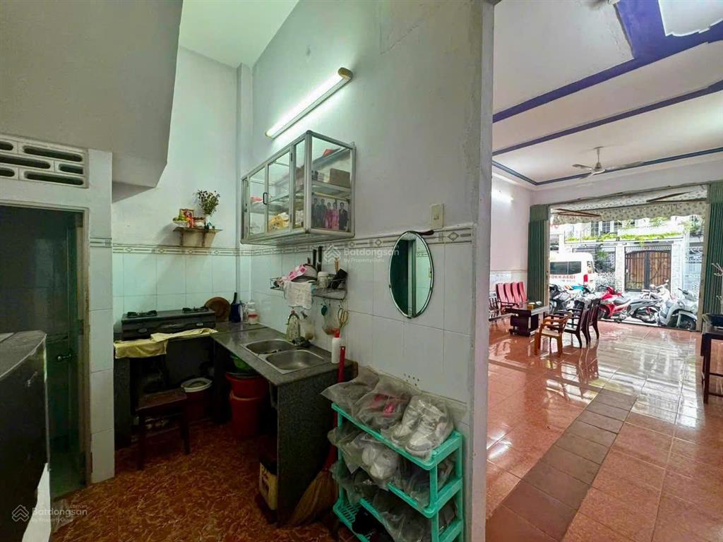 Bán nhà mt đường trịnh phong khu bàn cờ tt phố biển nha trang, cách biển chỉ 800m. sổ đỏ hoàn công