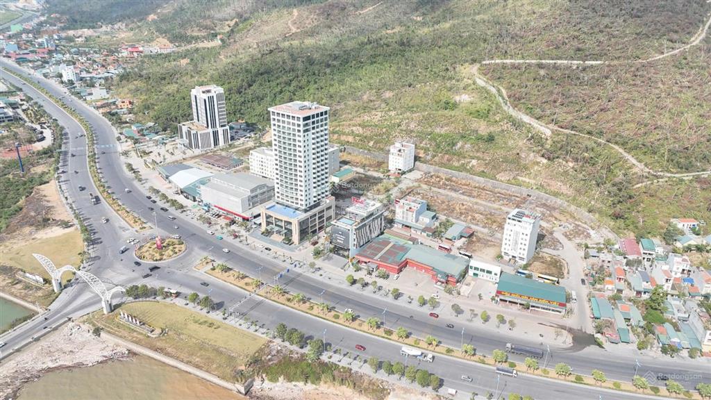 Bán ô đất dịch vụ thương mại đầu đường tuần châu, đối diện siêu dự án hạ long xanh 18 tỷ usd