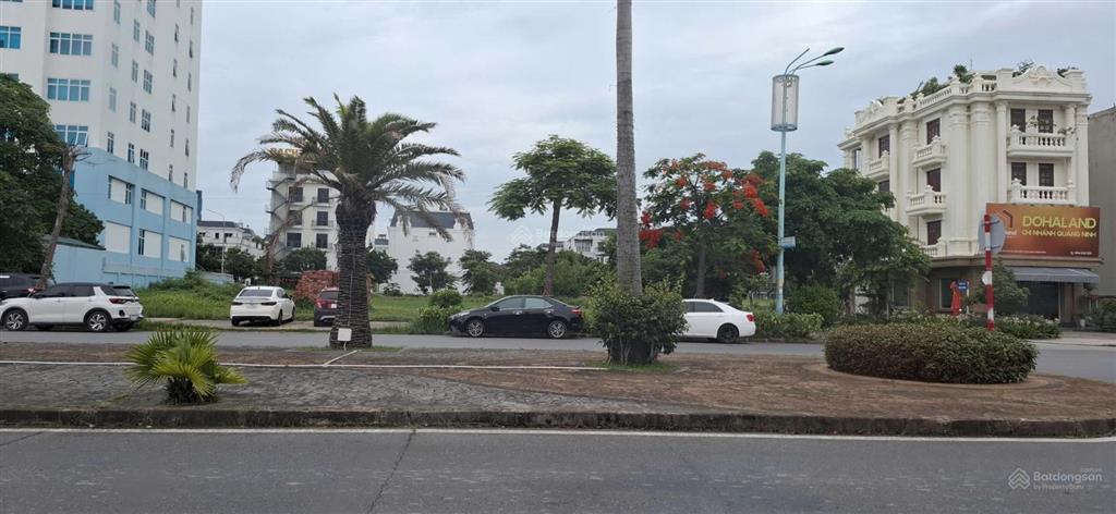 Bán lô đất hỗn hợp 2000m2, xây cao tầng, 3 mặt tiền, trục đại lộ marine