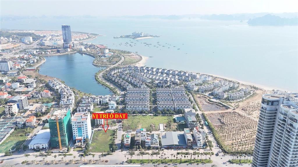 Bán lô đất hỗn hợp 2000m2, xây cao tầng, 3 mặt tiền, trục đại lộ marine