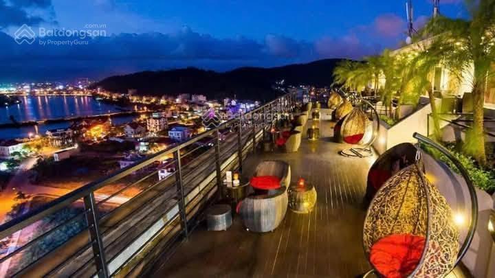 Chuyển nhượng khách sạn 4 sao tại trung tâm du lịch bãi cháy