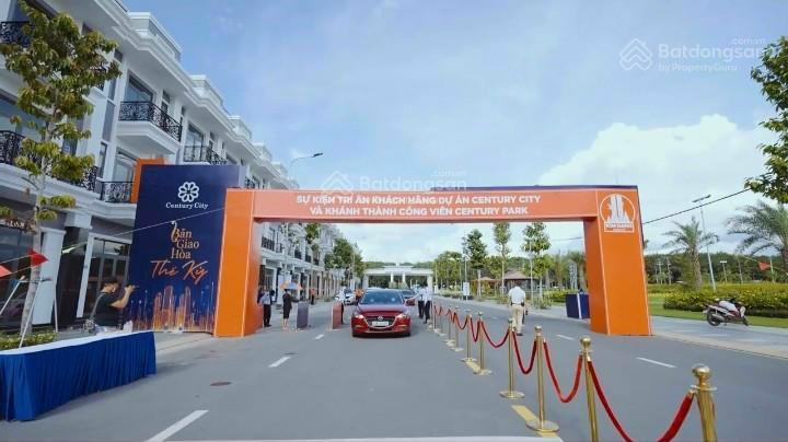 Century city cách sb long thành 2,5km đb nền vị trí đẹp ngay trường học tttm nền thường 19 triệu/m2