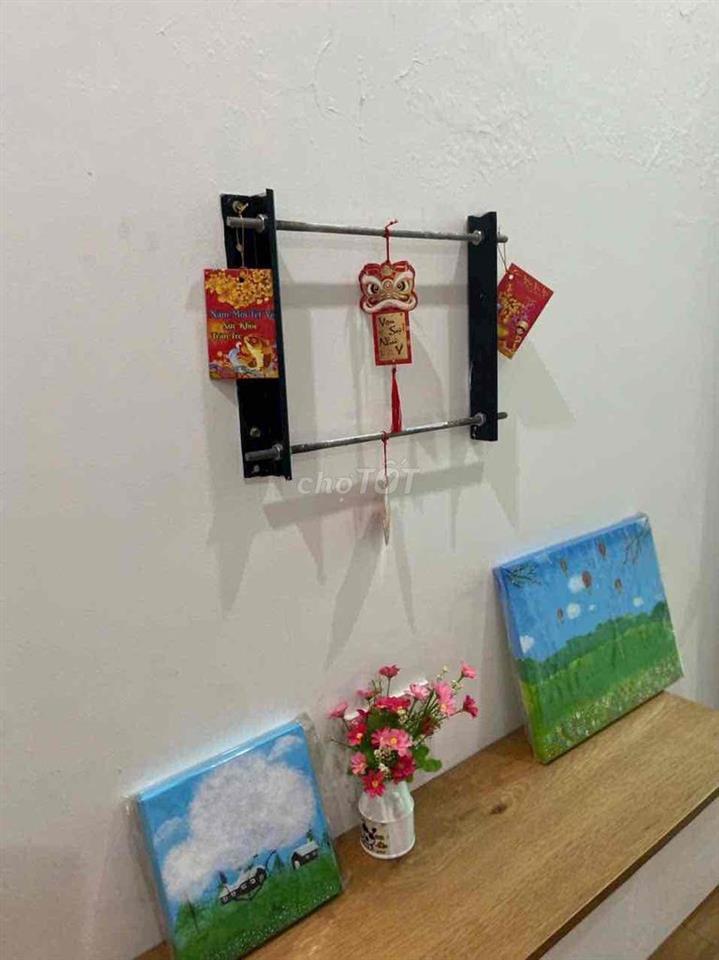 Cho thuê nhà 2 tầng đẹp, đường 49, 45 m2, an ninh, gần chợ Hiệp Bình,