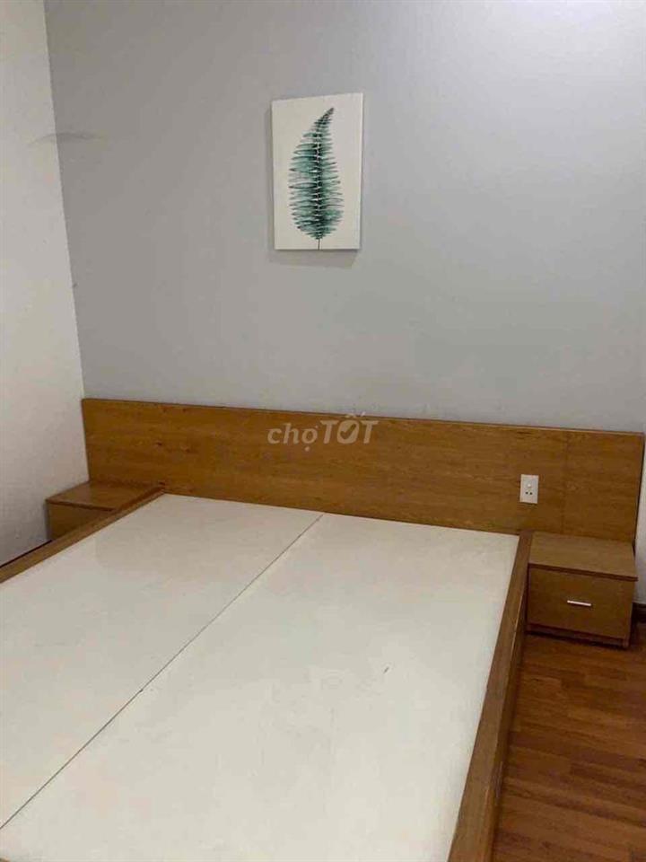 Cho thuê nhà 2 tầng đẹp, đường 49, 45 m2, an ninh, gần chợ Hiệp Bình,