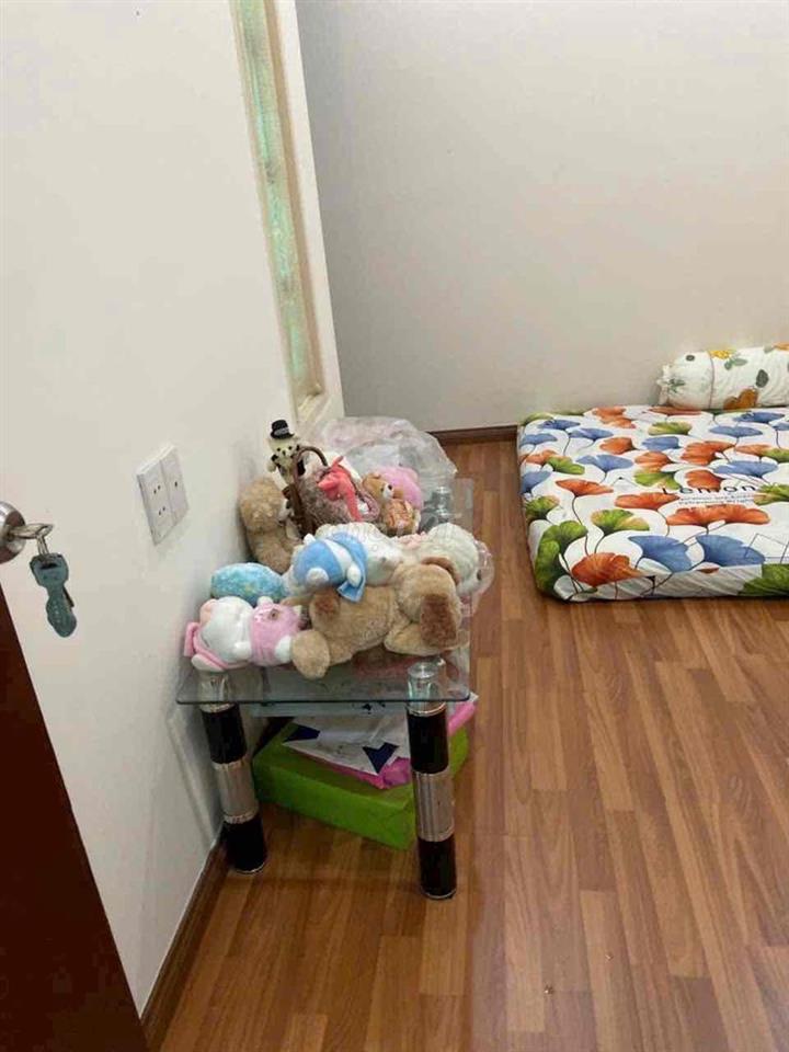 Cho thuê nhà 2 tầng đẹp, đường 49, 45 m2, an ninh, gần chợ Hiệp Bình,