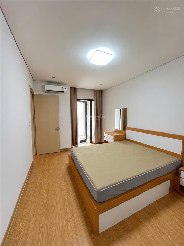 Cho thuê căn hộ cầu giấy center point, 80m2, 2pn, 2wc, giá 14 triệu/th.  0936 381 ***