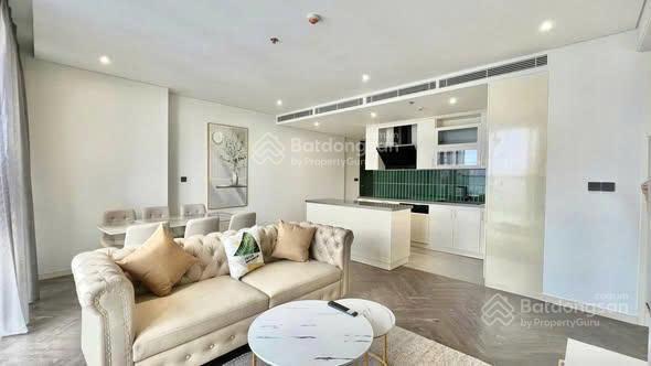 Cho thuê cc e4 yên hòa, dt 90m2, 2pn có đồ nhà đẹp, giá 15 tr/th.  0914 142 ***