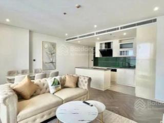 Cho thuê cc e4 yên hòa, dt 90m2, 2pn có đồ nhà đẹp, giá 15 tr/th.  0914 142 ***