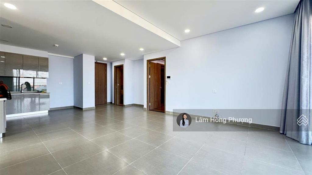 Bán căn hộ 113m2 sky 89 quận 7 căn góc giá 7.5 tỷ có sổ hồng  0939 220 *** em phượng