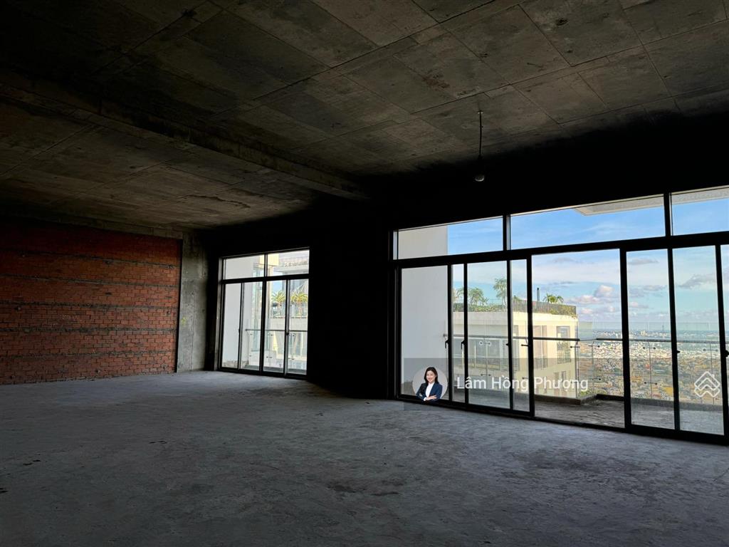 Bán penthouse 237m2 an gia skyline quận 7 giá 14 tỷ có sổ hồng  0939 220 ***