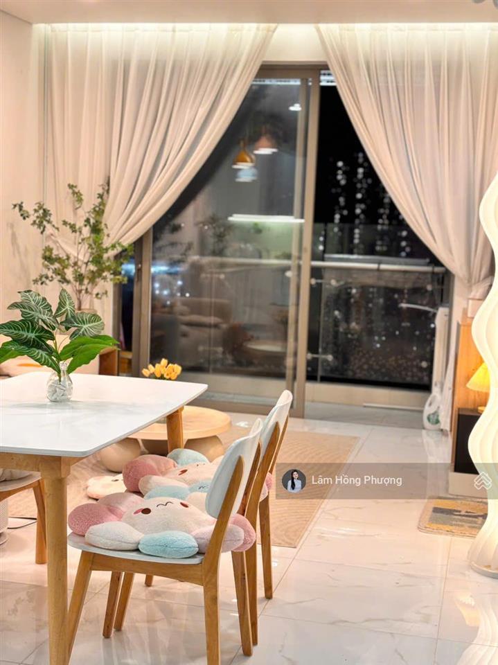 Bán căn hộ 58m2 an gia skyline quận 7 giá 4,15 tỷ view sông lầu cao nhà có sẵn sổ hồng  0939 220 ***