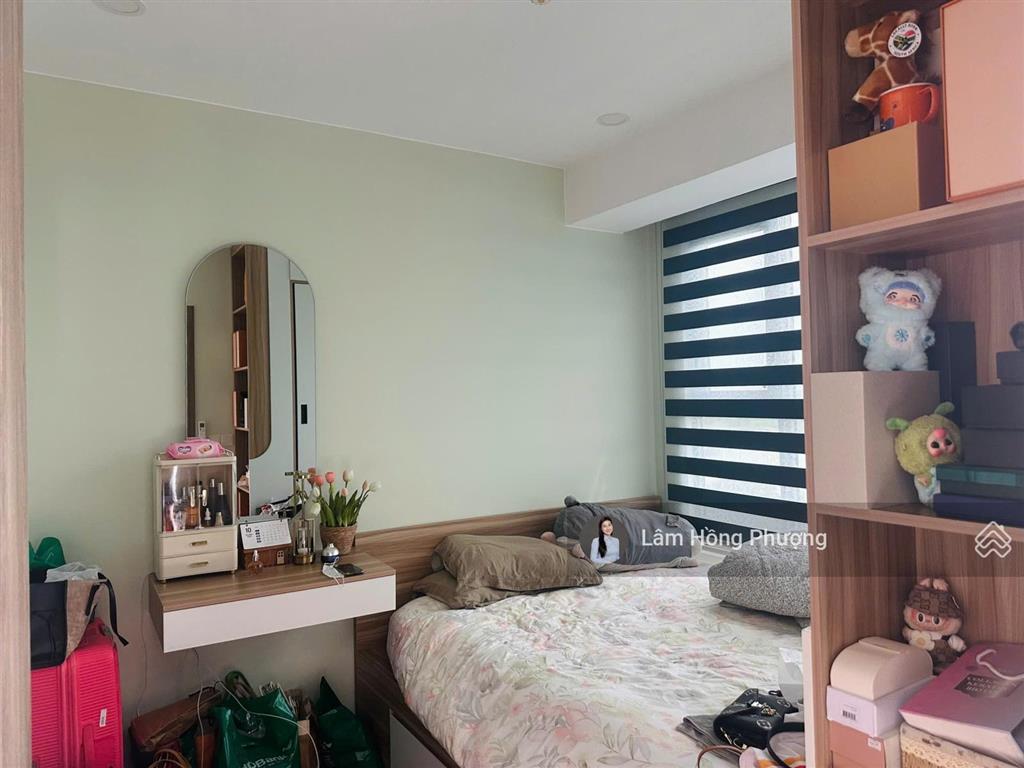 Bán căn hộ 72m2 sky89 quận 7 giá 5tỷ6 nhà đẩy đủ nội thất có sổ hồng  0939 220 ***