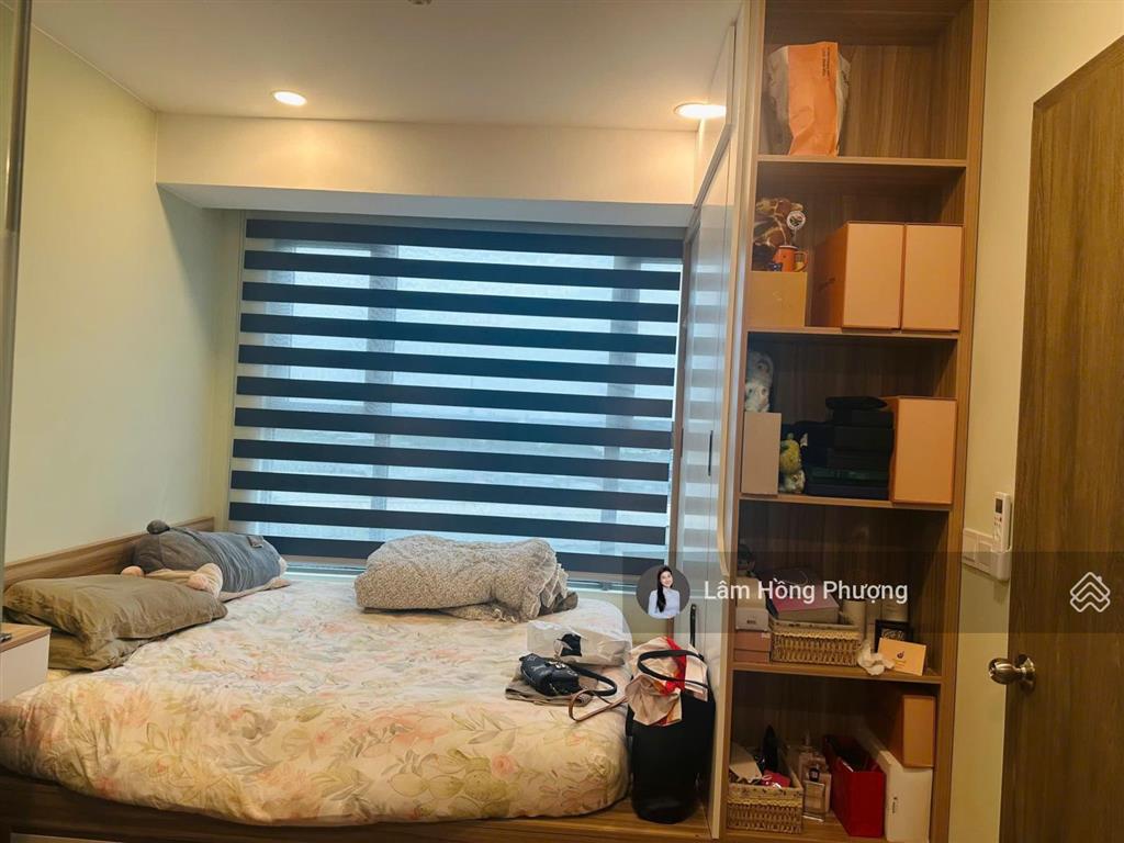 Bán căn hộ 72m2 sky89 quận 7 giá 5tỷ6 nhà đẩy đủ nội thất có sổ hồng  0939 220 ***