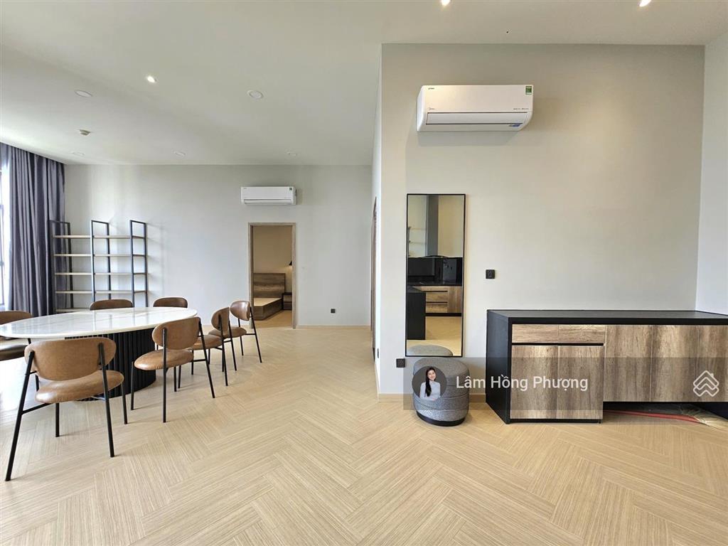 Bán penthouse 226m2 river panorama quận 7 giá 20 tỷ nhà đầy đủ nội thất mới 100%  0939 220 ***