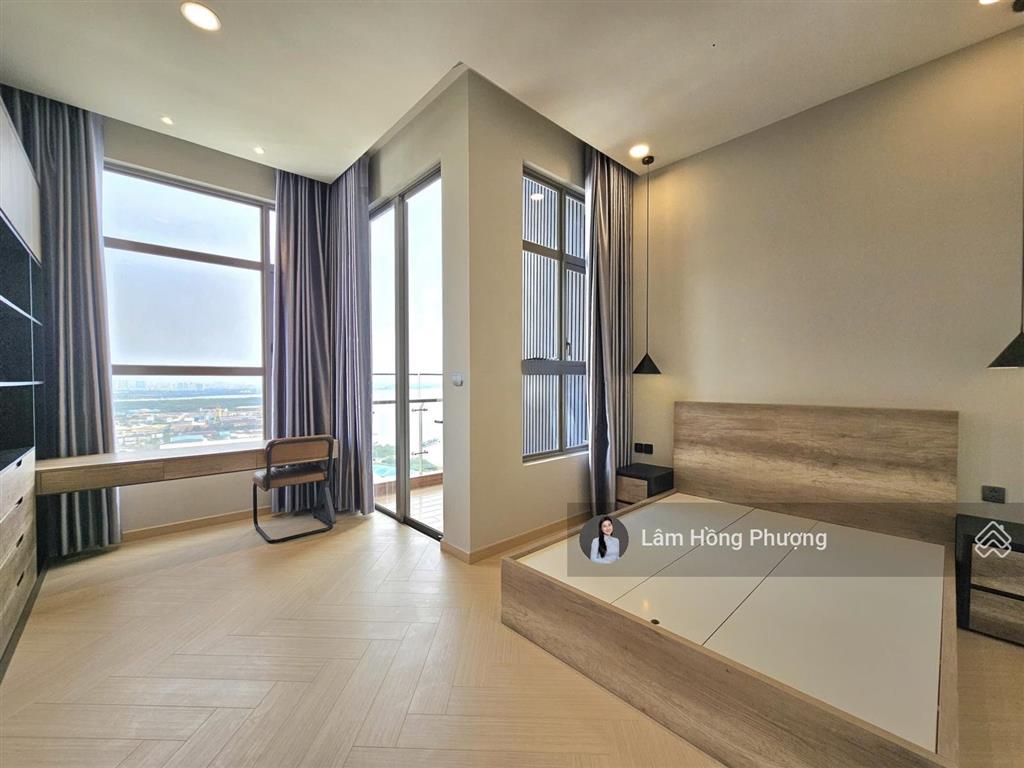 Bán penthouse 226m2 river panorama quận 7 giá 20 tỷ nhà đầy đủ nội thất mới 100%  0939 220 ***