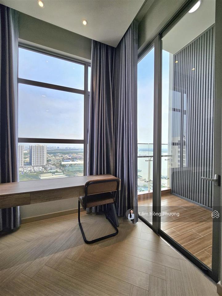 Bán penthouse 226m2 river panorama quận 7 giá 20 tỷ nhà đầy đủ nội thất mới 100%  0939 220 ***