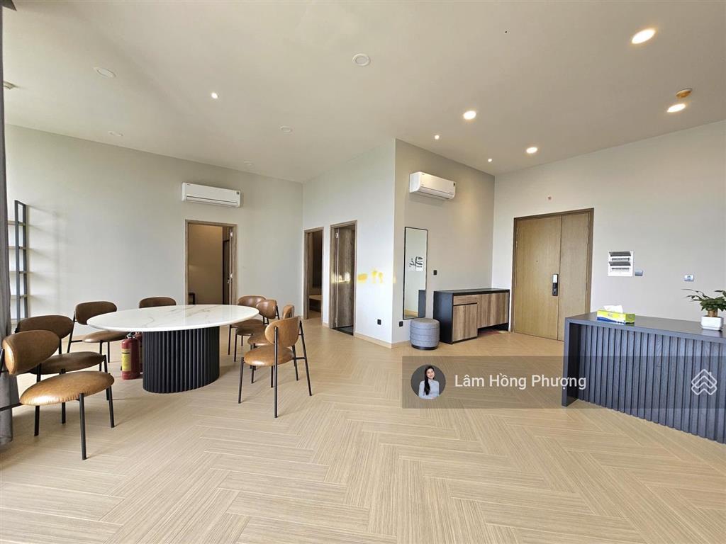 Bán penthouse 226m2 river panorama quận 7 giá 20 tỷ nhà đầy đủ nội thất mới 100%  0939 220 ***