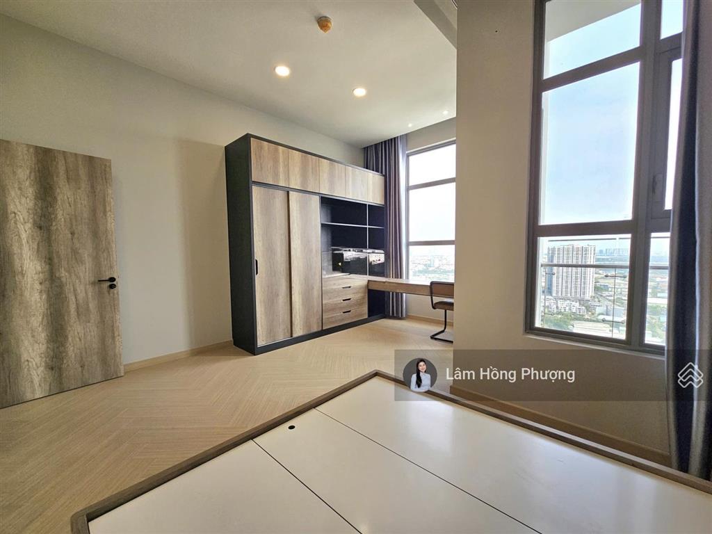 Bán penthouse 226m2 river panorama quận 7 giá 20 tỷ nhà đầy đủ nội thất mới 100%  0939 220 ***