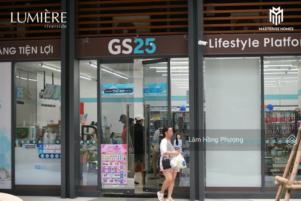 Bán shophouse công viên lumiere riverside giá 56 tỷ sẵn hđ thuê 135 triệu/tháng  0939 220 ***