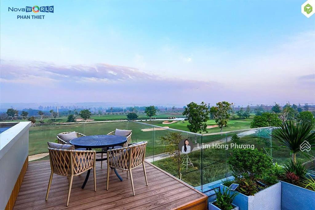 Bán biệt thự golf 300m2 tại novaworld phan thiết view trực diện golf giá 20 tỷ  0939 220 ***