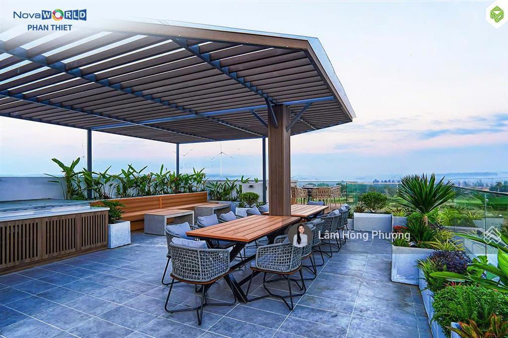 Bán biệt thự golf 300m2 tại novaworld phan thiết view trực diện golf giá 20 tỷ  0939 220 ***