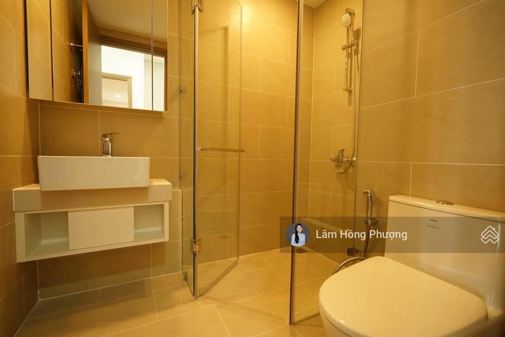 Bán gấp căn hộ 69m2 sky89 quận 7 giá 4.6 tỷ sẵn sổ hồng lầu cao thoáng  0939 220 *** ms.phượng