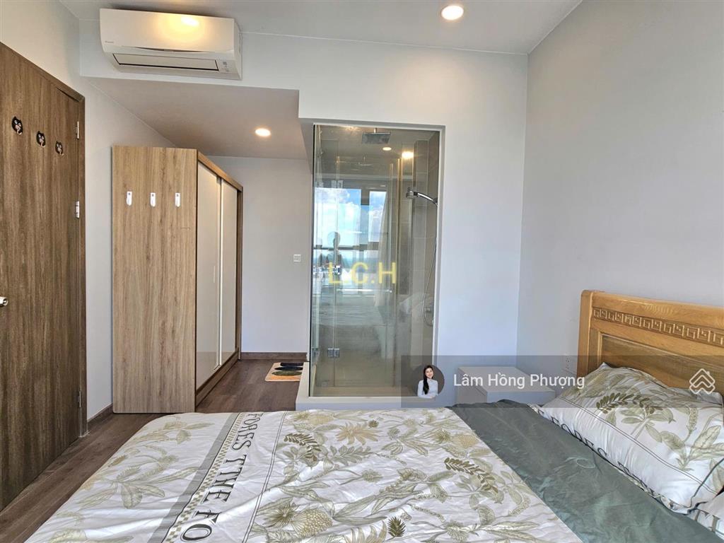 Bán căn hộ 72m2 sky89 view trực diện sông lầu cao nhà đầy đủ nội thất giá 5.25 tỷ sẵn sổ hồng