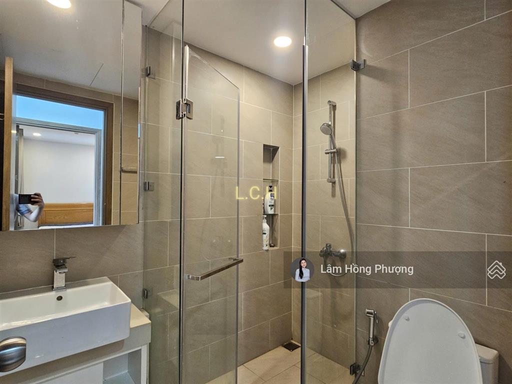 Bán căn hộ 72m2 sky89 view trực diện sông lầu cao nhà đầy đủ nội thất giá 5.25 tỷ sẵn sổ hồng