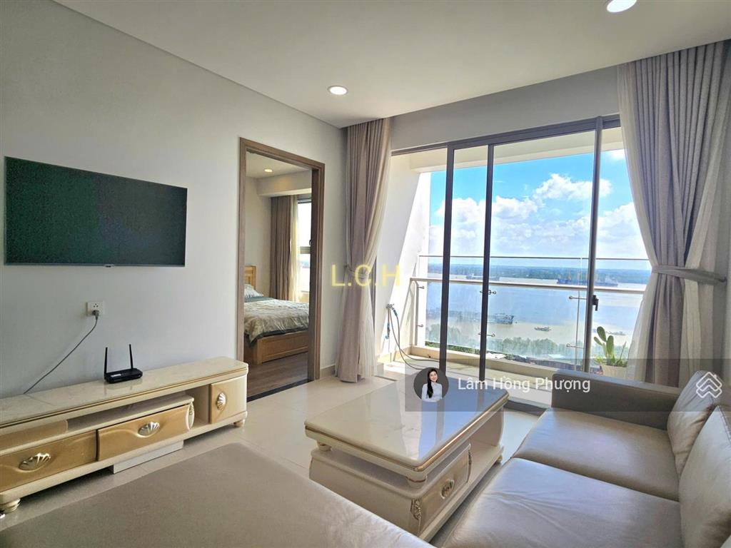 Bán căn hộ 72m2 sky89 view trực diện sông lầu cao nhà đầy đủ nội thất giá 5.25 tỷ sẵn sổ hồng