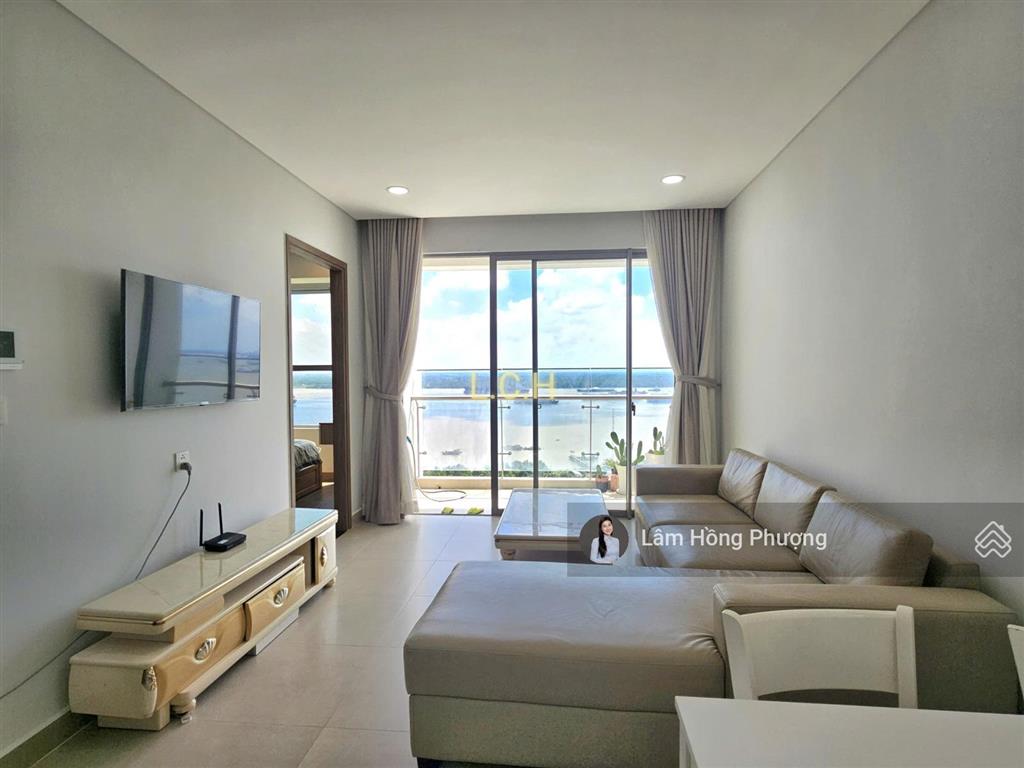 Bán căn hộ 72m2 sky89 view trực diện sông lầu cao nhà đầy đủ nội thất giá 5.25 tỷ sẵn sổ hồng