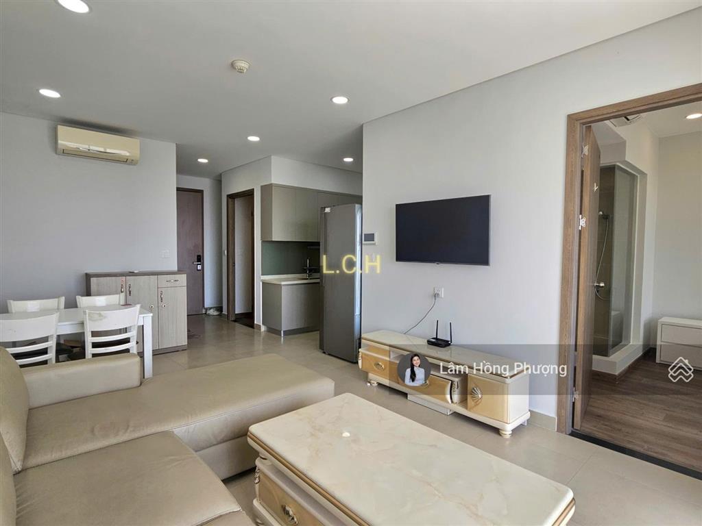 Bán căn hộ 72m2 sky89 view trực diện sông lầu cao nhà đầy đủ nội thất giá 5.25 tỷ sẵn sổ hồng