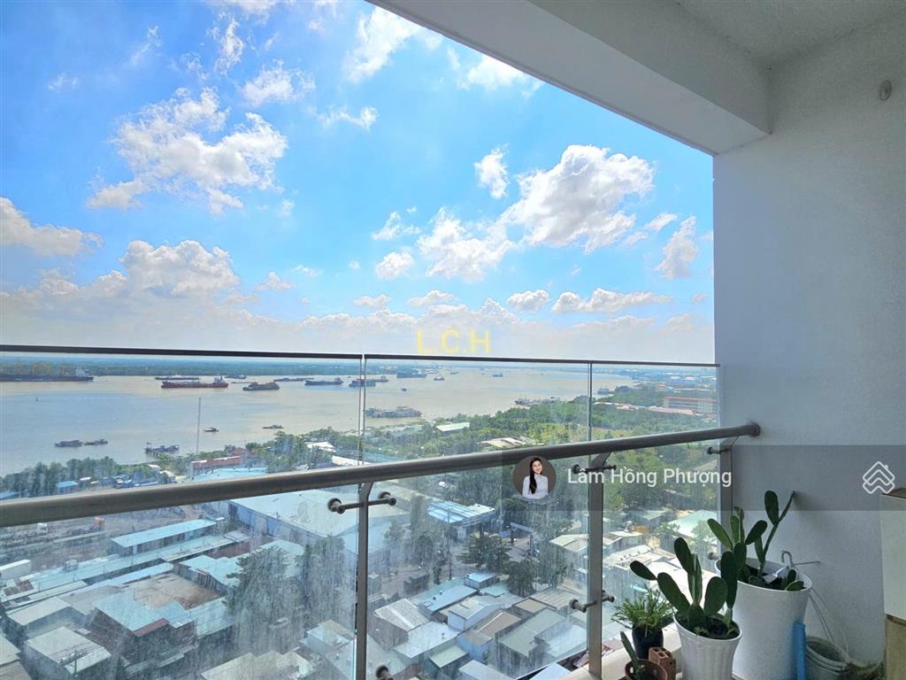 Bán căn hộ 72m2 sky89 view trực diện sông lầu cao nhà đầy đủ nội thất giá 5.25 tỷ sẵn sổ hồng