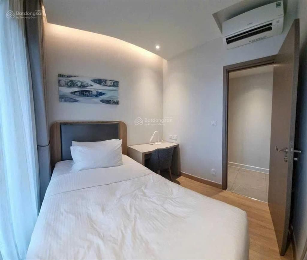 Cần bán gấp căn hộ 2pn, 94m2, đã có sổ, nhà mới, chưa ở/cho thuê