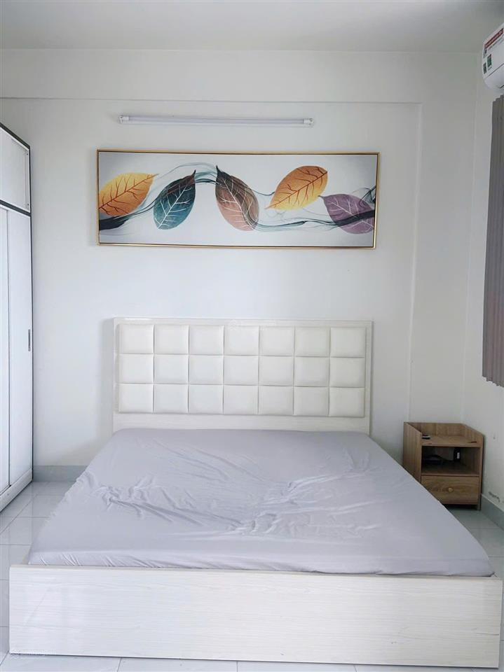 (chủ gửi) cho thuê căn hộ nam long hồng phát 1pn đầy đủ nội thất  5 triệu