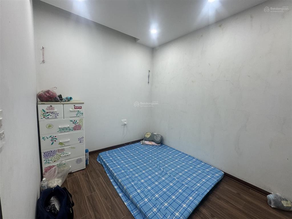 Cho thuê nhà mặt tiền 1 trệt 1 lầu mặt tiền đường bạch đằng, tp. huế