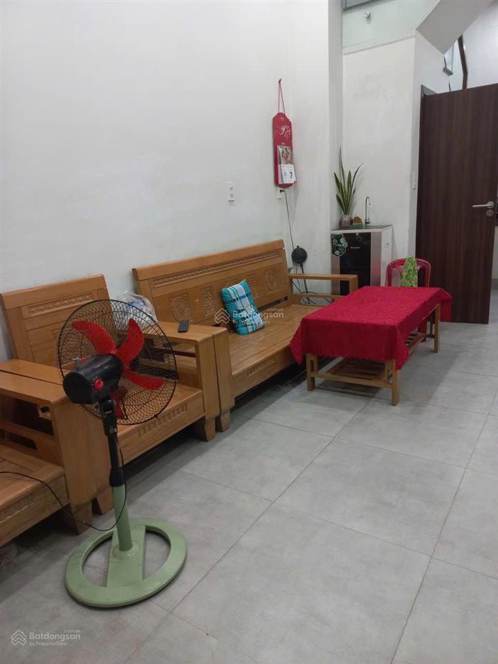 Cho thuê nhà mặt tiền 1 trệt 1 lầu mặt tiền đường bạch đằng, tp. huế