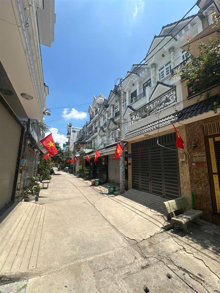 Bán nhà hxh đường liên khu 45, p.bình tân, dt 4x13,5m 3 lầu, giá bán 5,5 tỷ tl, xem nhà 0917 631 ***