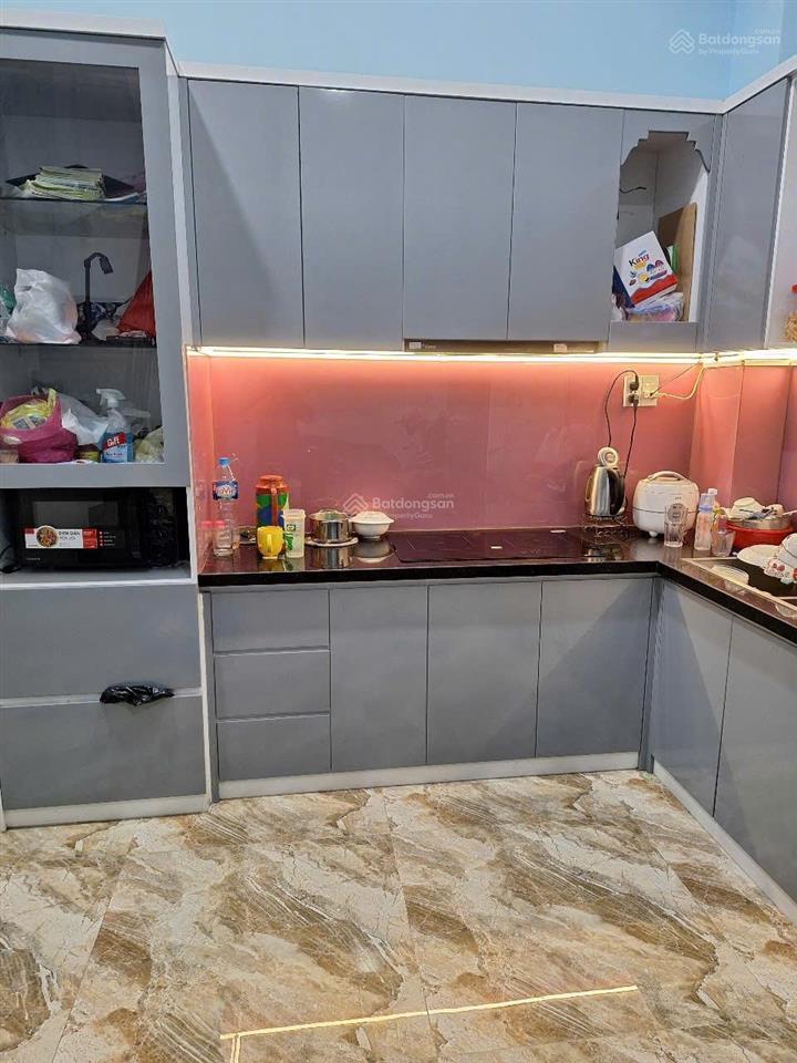 Cần bán nhà đẹp hxh đường phạm đăng giảng, dt 5x17m, 85m2, 2 lầu sân thượng. giá 7,6 tỷ