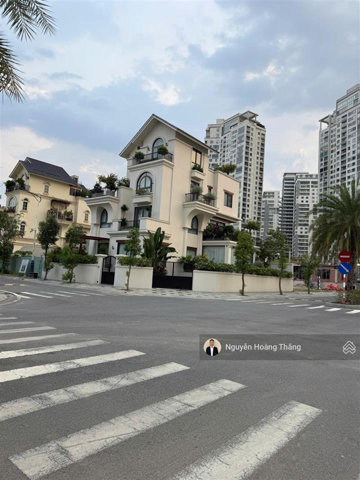 Bán biệt thự 14x20m (280m2) chỉ 100tỷ, sg mystery q. 2  0936 890 ***
