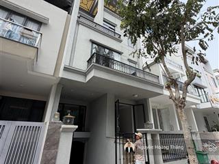 Cho thuê vp tthc thủ đức, 1 hầm 4 tầng, dtsd 450m2 giá 65tr/th khu đảo kim cương q.2,  0936 890 ***